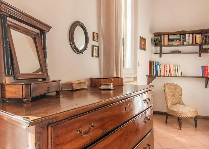 Lungolago Apartment *