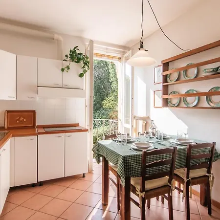 Lungolago Apartman *